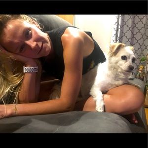 Meet your Posher, Emily